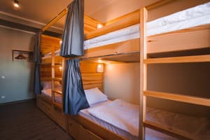 Хостел Dream Hostel Khmelnytskyi. Место в общем 8-местном номере  1