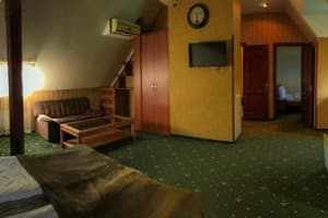 Пивденна Брама 5