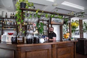 Пивденна Брама 10