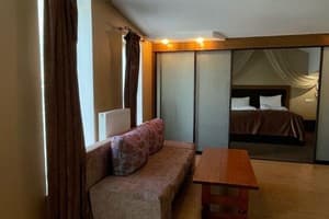 Пивденна Брама 24